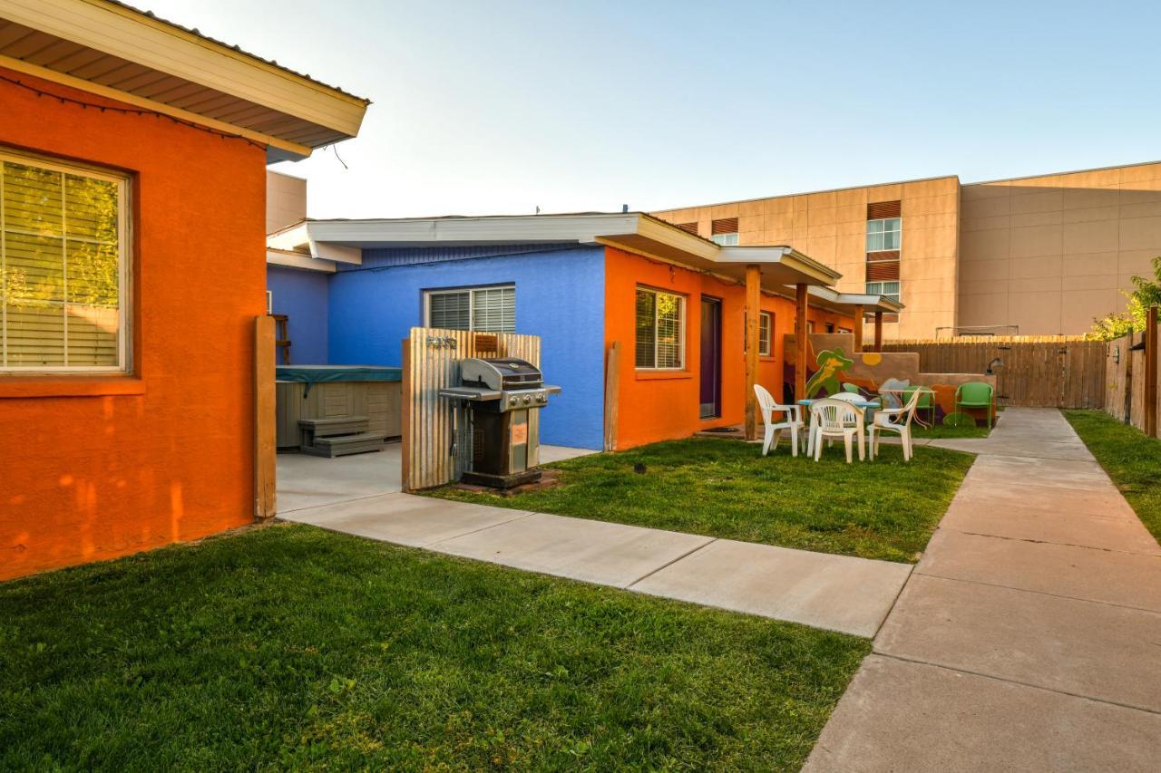 Inn 1 - Downtown 1 Bedroom Unit, Sleeps 6 With Shared Hot Tub Moab Exterior foto
